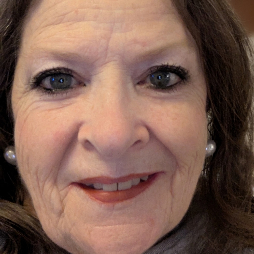 Meet your Posher, Suzanne